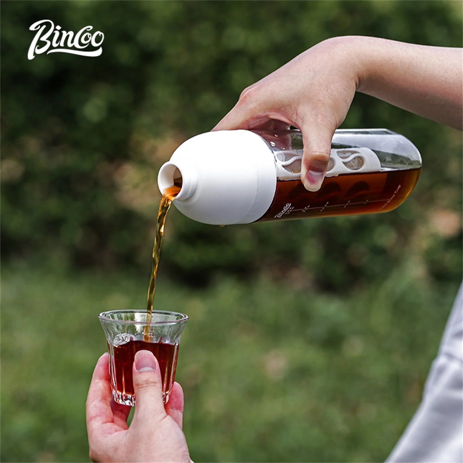 Bincoo Professional Cold Brew Coffee Maker, Safe Tritan Construction, Fine Mesh Filter, Temperature Resistant Portable Brewer