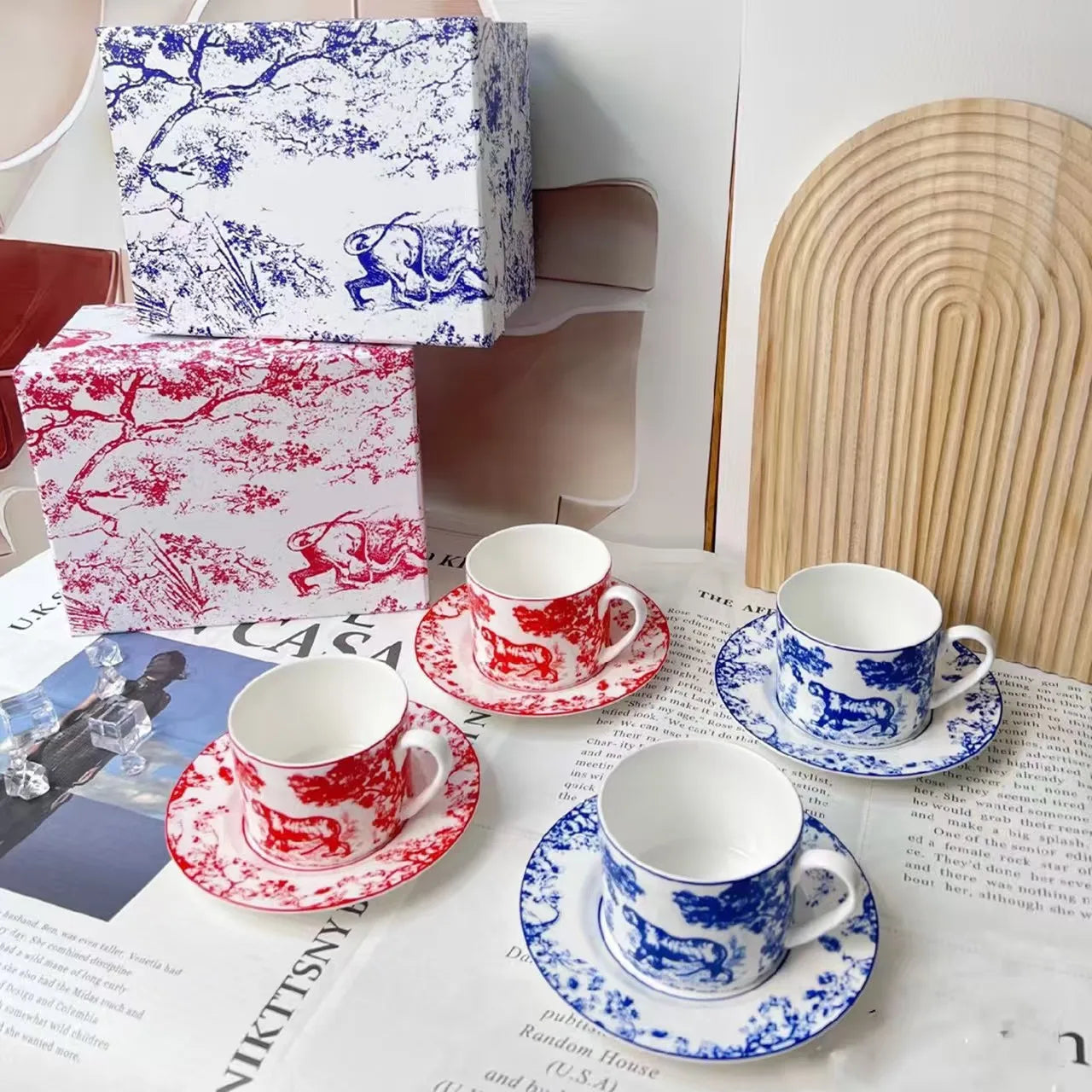 2Set European Ceramics Coffee Cups Milk Mug Plates Espresso Cup Household Afternoon Teacup Suit Holiday Giftate Gift Box